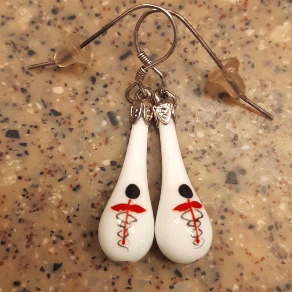 📍4 for $10📍Nurse 🏥 Earrings